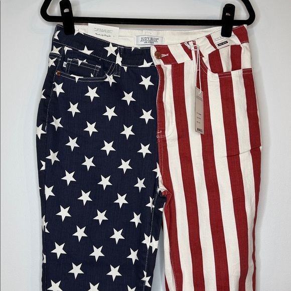 NWT Judy Blue high waist bell bottom USA flag jeans size 13/31 July 4th flare - Picture 2 of 13